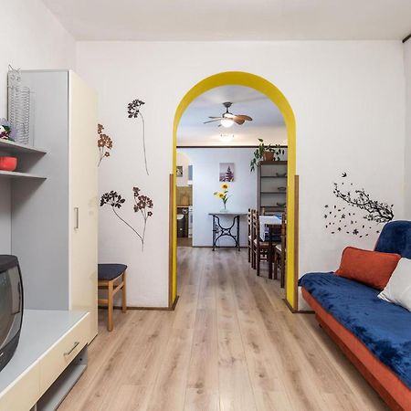 Amazing Apartment In Senj With House Sea View Exteriér fotografie