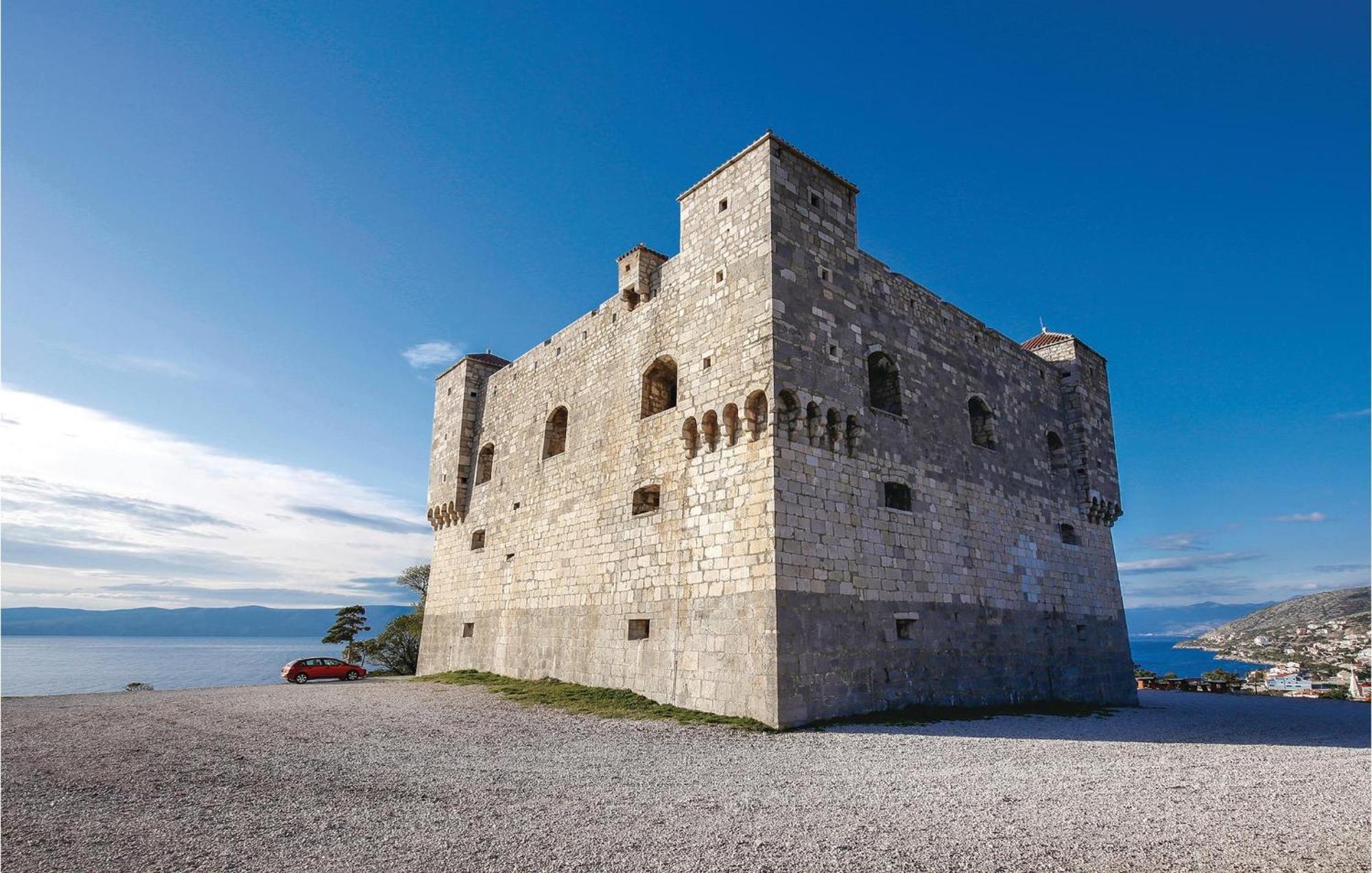 Amazing Apartment In Senj With House Sea View Exteriér fotografie